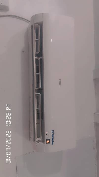 Haier air conditioner for sale brand new condition DC inverter