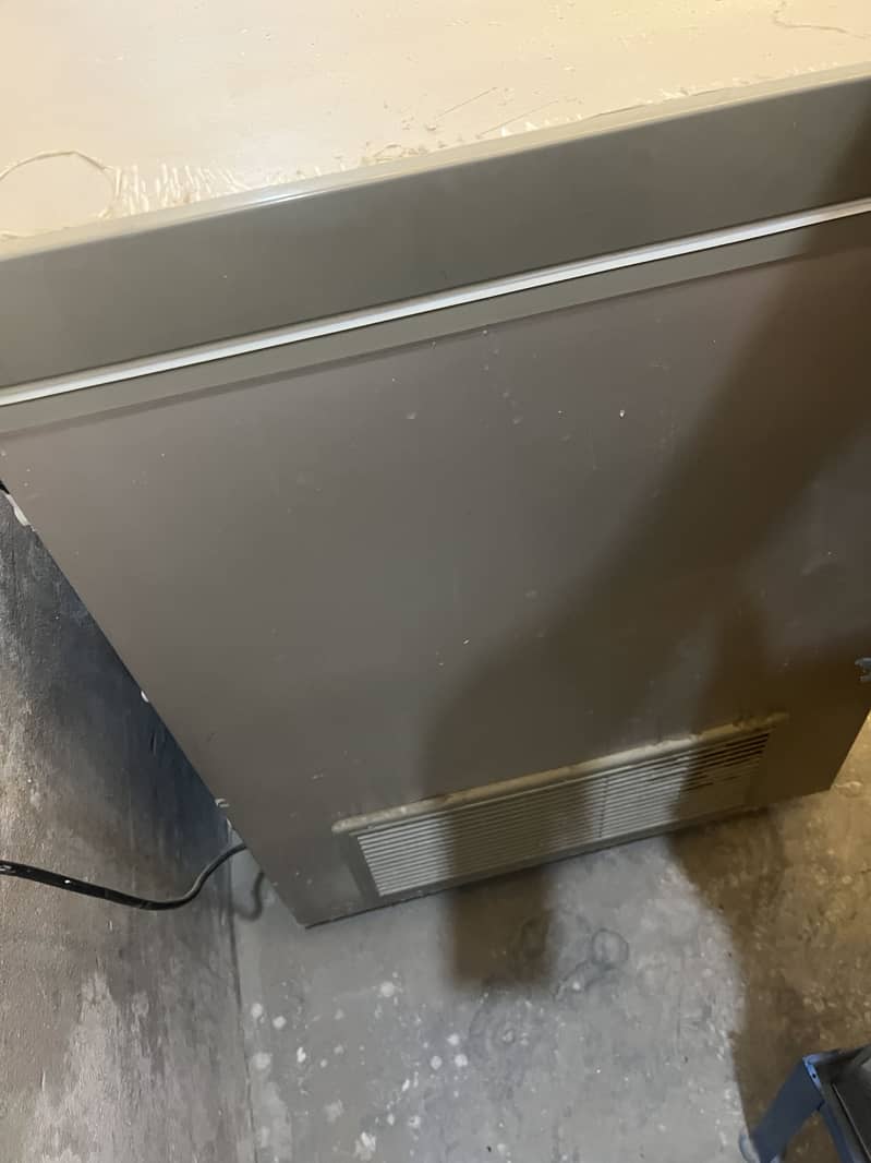 Waves deep freezer 2