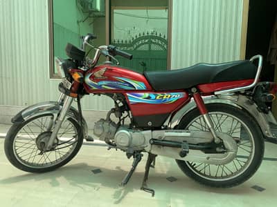 2024 urgent sell Khurrianwala FSD 03247717690