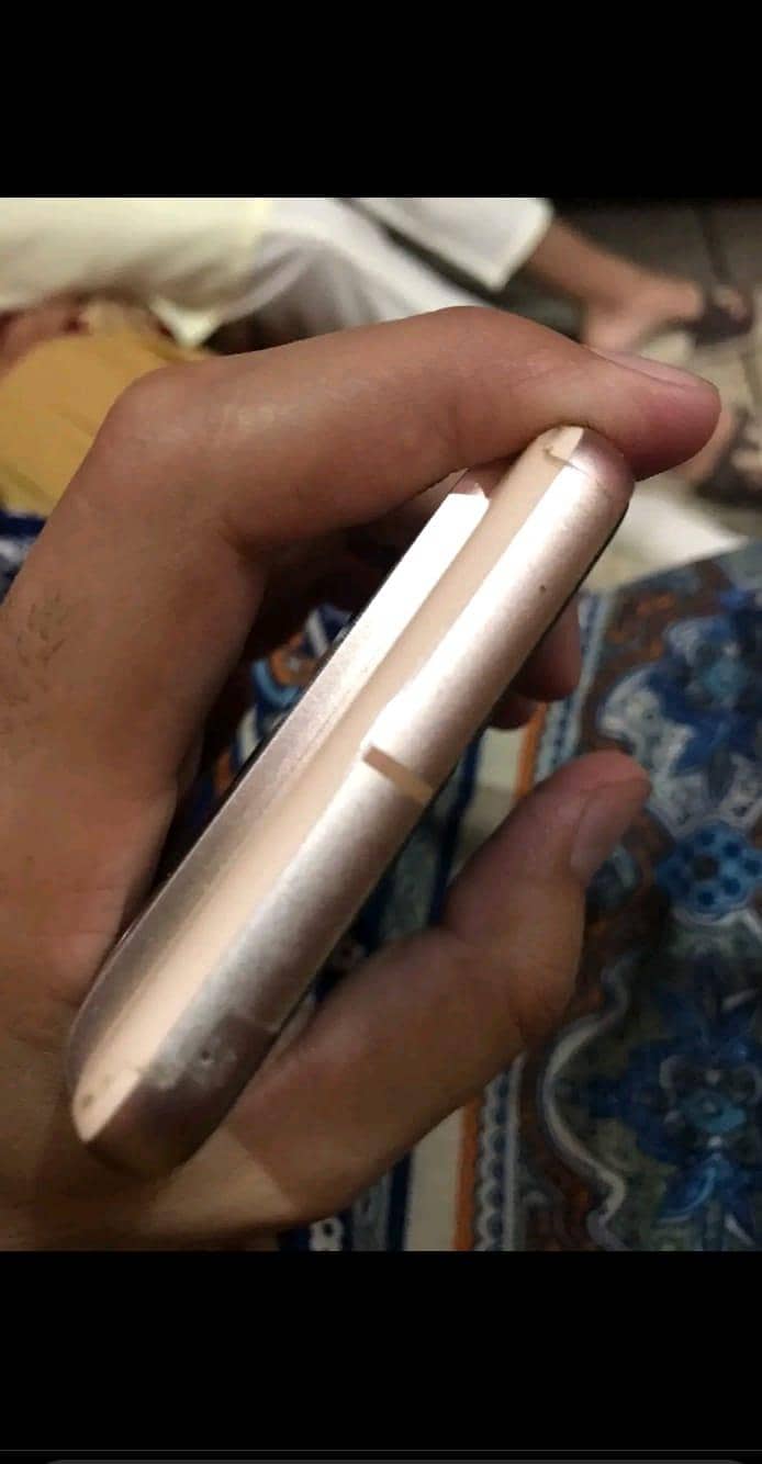 Google Pixel 8 3