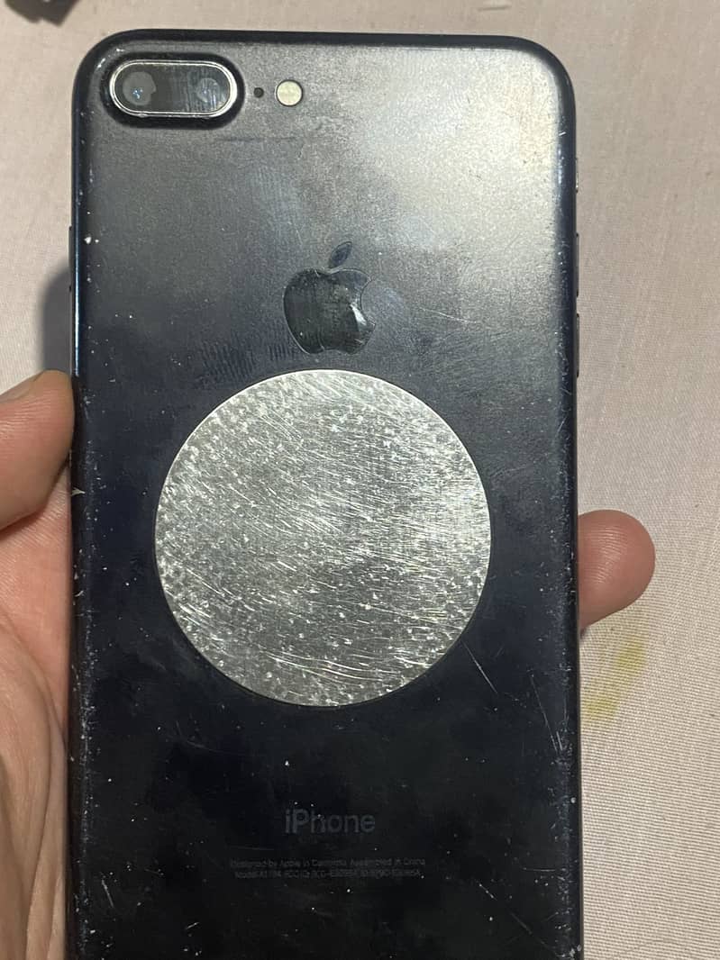 Apple iPhone 7 Plus 1