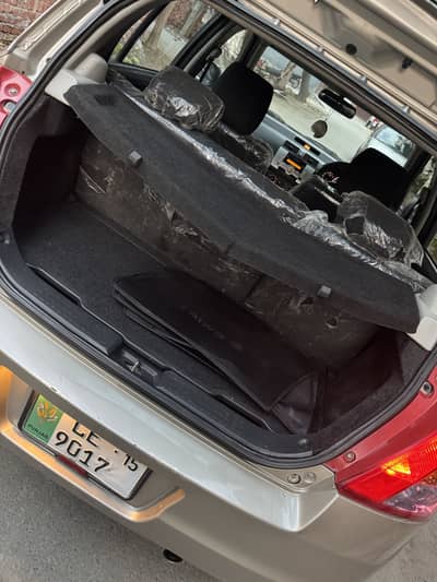 Suzuki Swift Dlx 2015
