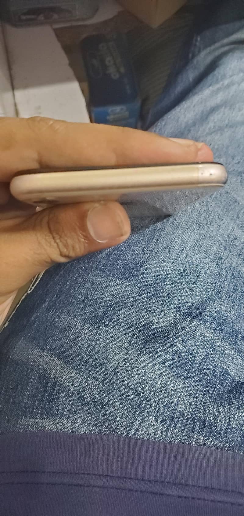 Apple iPhone 8 1