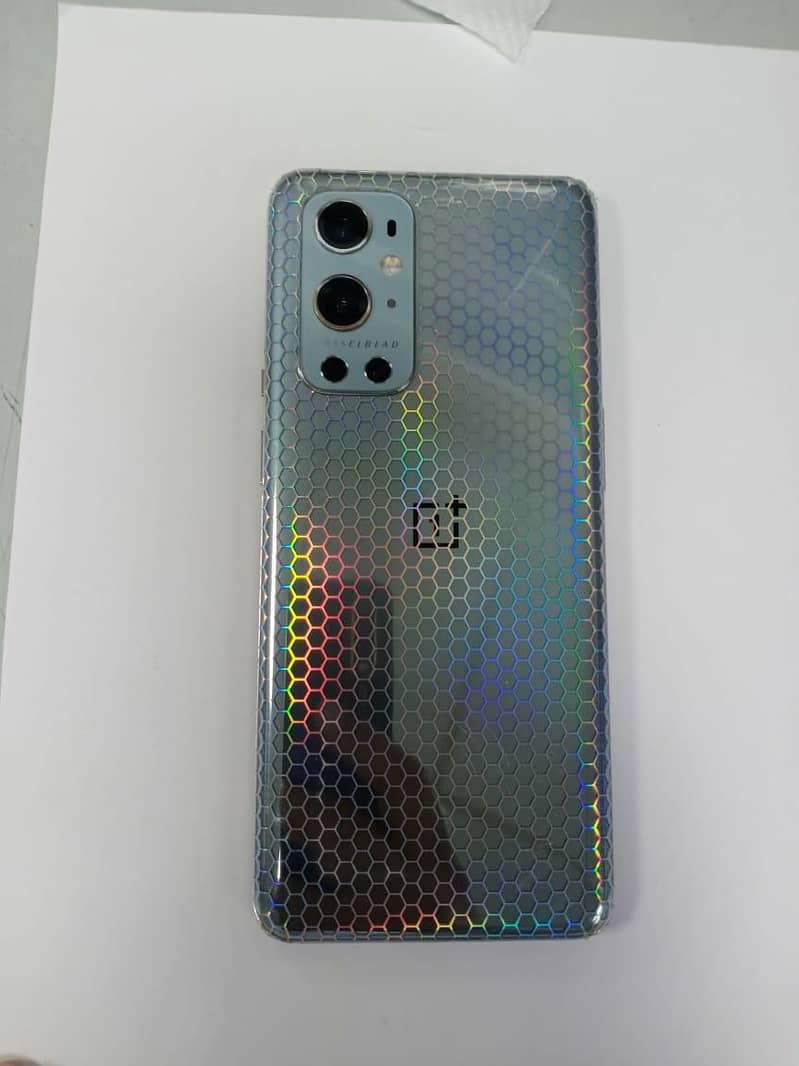 One Plus 9 Pro 7