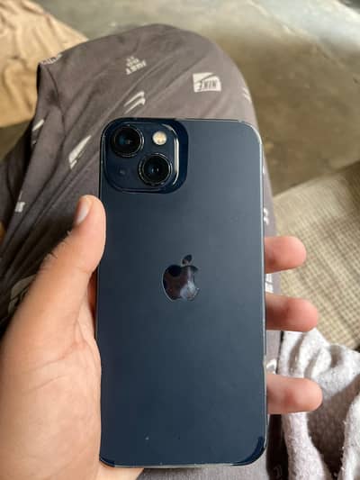 Apple iPhone 13
