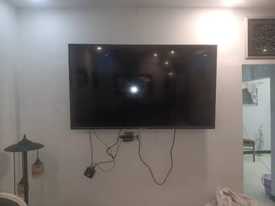 EcoStar 75 Inch Smart 4K LED TV – Excellent Condition