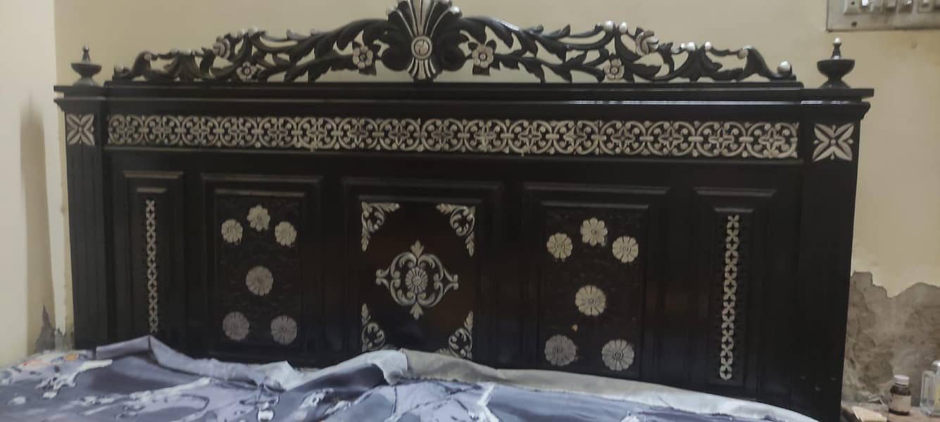 king bed 2