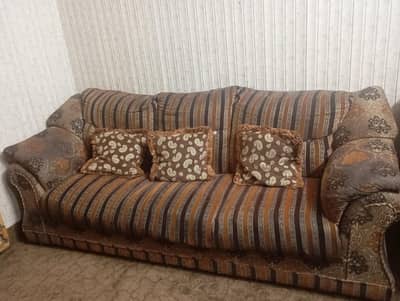 6-Seater Sofa Set (3+2+1) – Below Average Condition