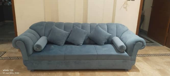 3 pairs sofa set.