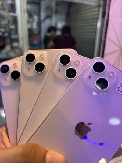 Apple iPhone 13
