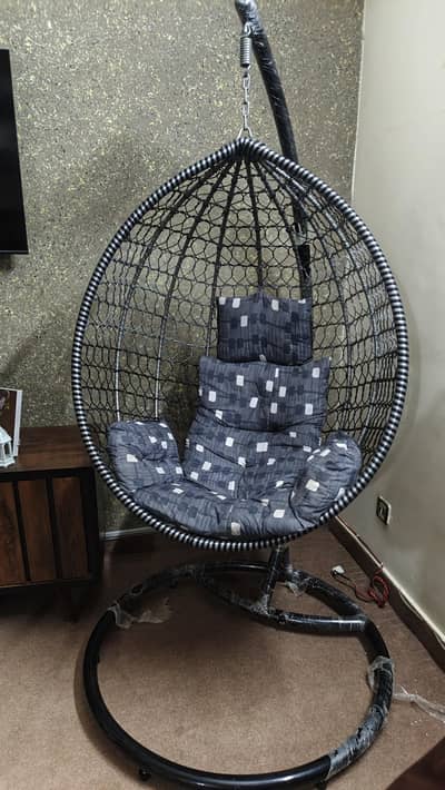 sitting Jhula