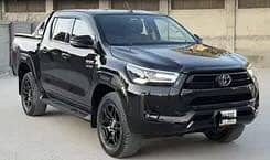 Toyota Revo 2017