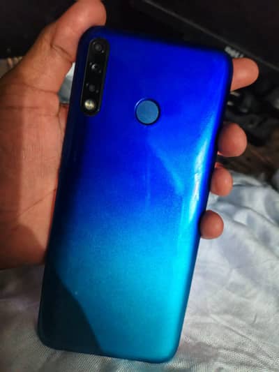 Tecno Spark 4
