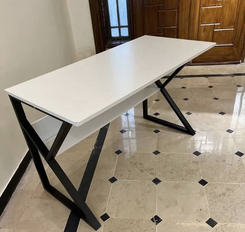 Laptop table 0