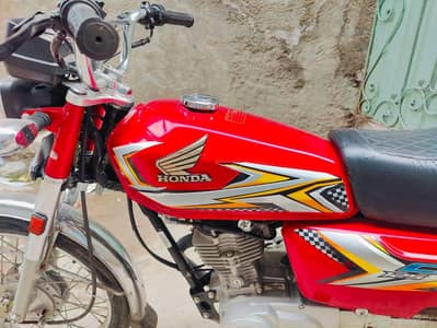 Honda 125 2025