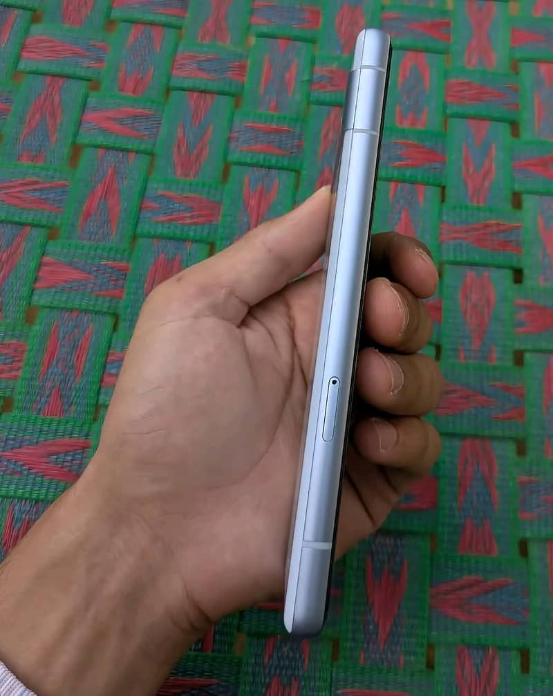 Google Pixel 7a 2