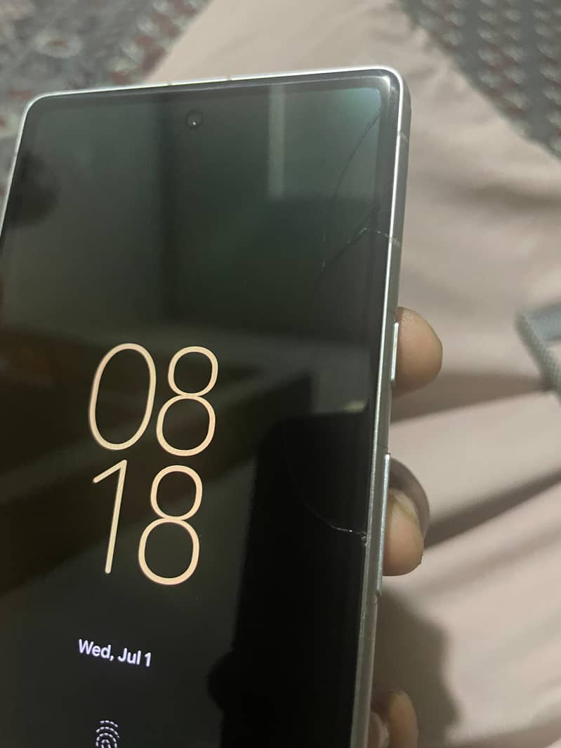 Google Pixel 7a 5