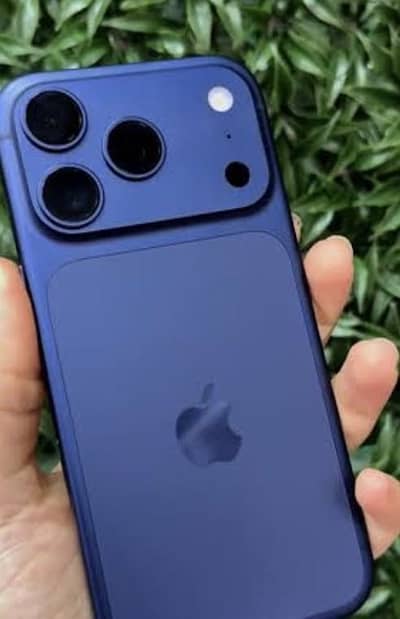 iPhone 17 Pro Max sim time avail