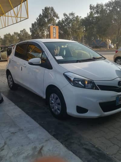 Toyota Vitz 2014
