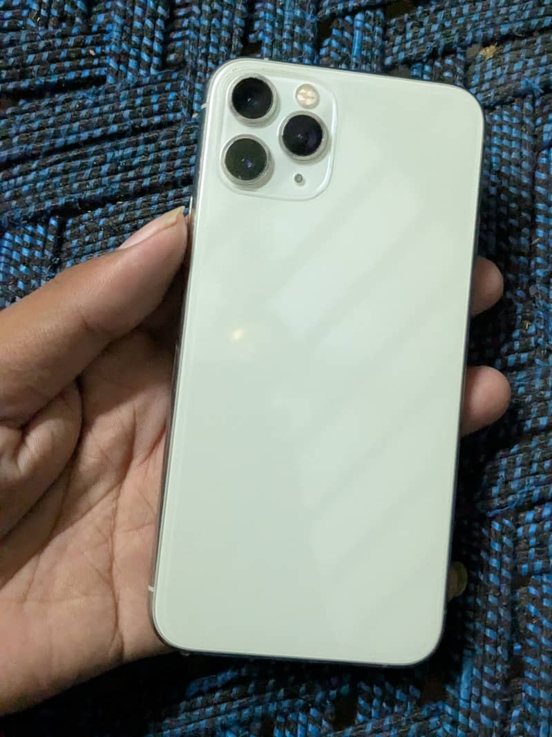 iPhone 11 pro 1