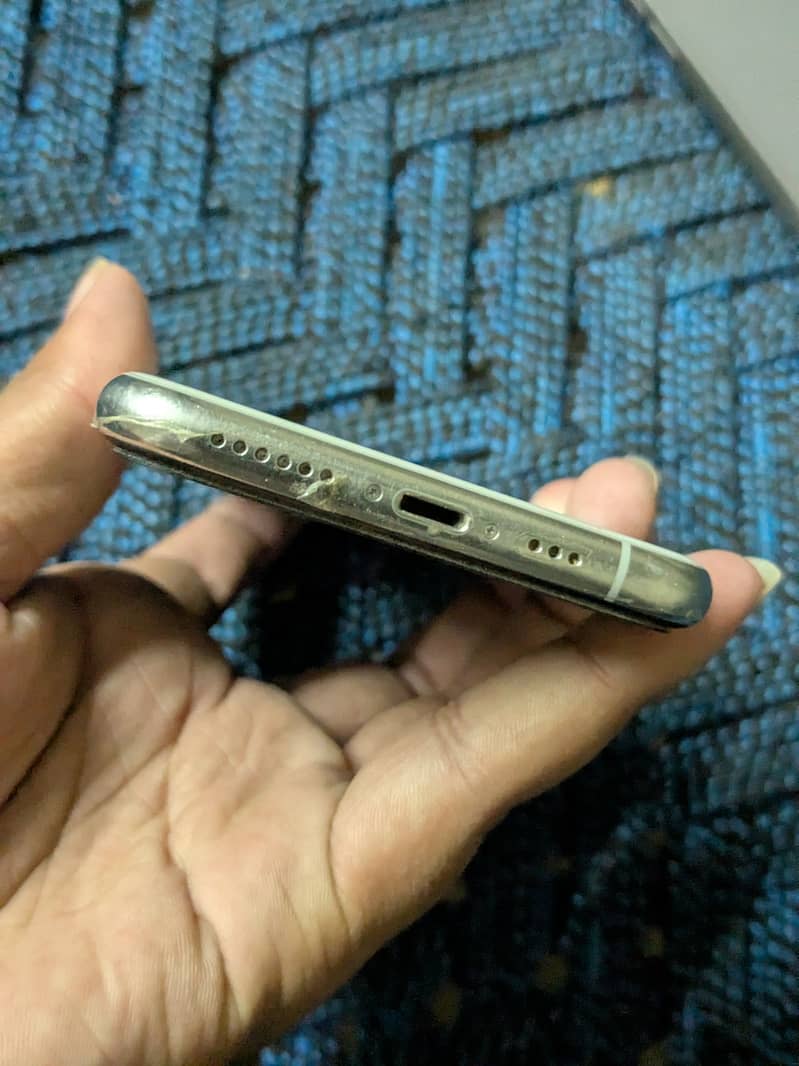 iPhone 11 pro 2
