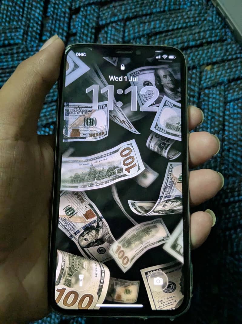 iPhone 11 pro 3