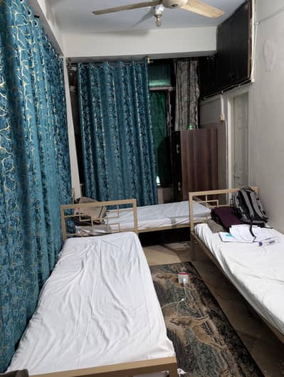 Luxrious Boys Hostel G8/1