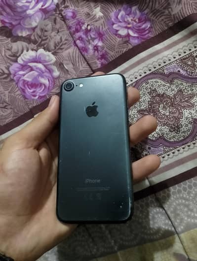Apple iPhone 7
