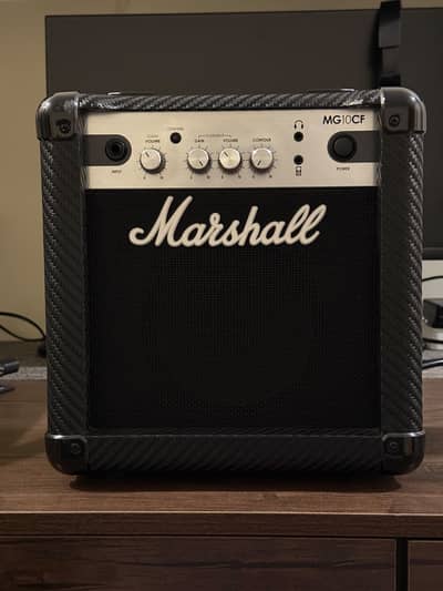 Marshall MG10CF carbon fibre