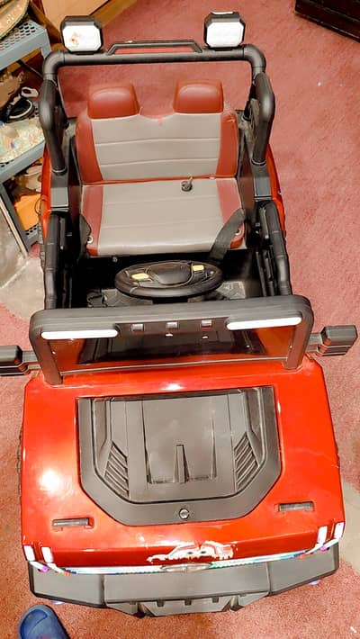 Good condition, battery power good condition, with remote
