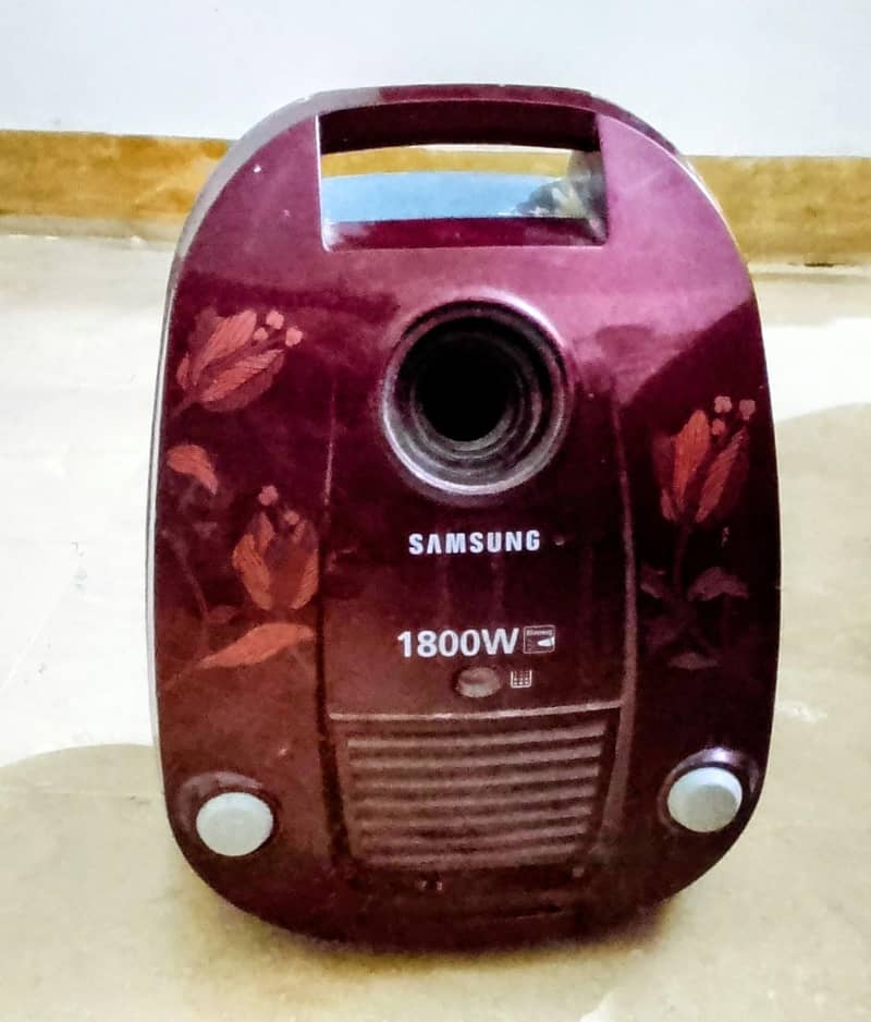vacuum cleaner 0