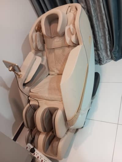 Zero Massage Chair