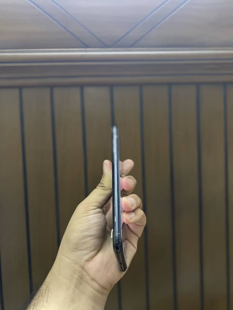 Apple iPhone 7 Plus 1