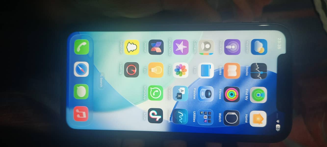 Apple iPhone 11 7