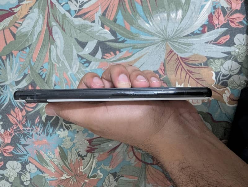 Google Pixel 6a 5