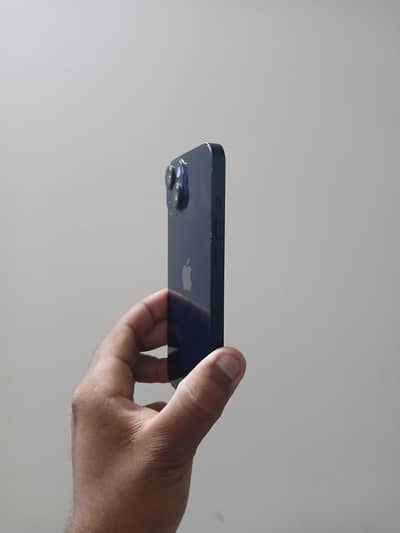 Apple iPhone 14