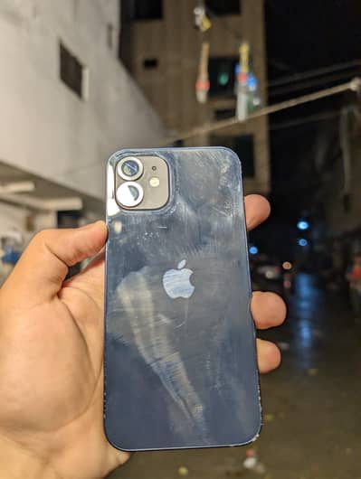 Apple iPhone 12