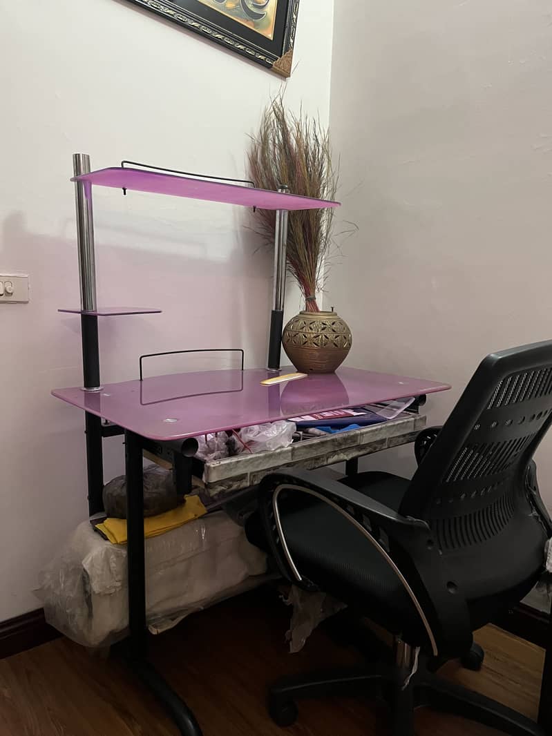 Tempered glass study table 1