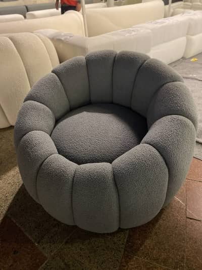 Best sofa and chairs at best rates