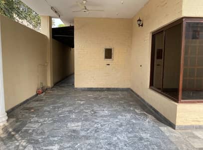 15 Marla Double Storey Corner House For Rent
