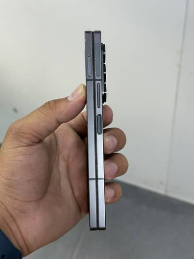 Samsung Mobile Z Fold 6