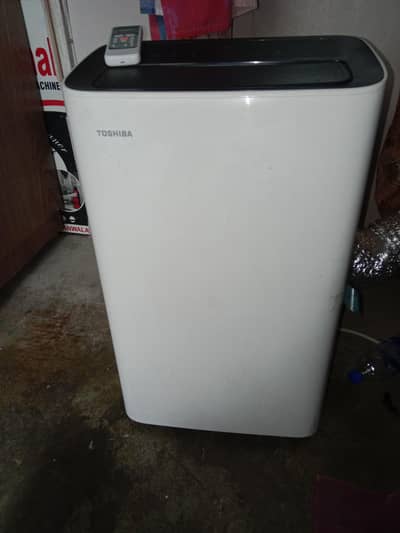 Toshiba portable Ac 1 Ton