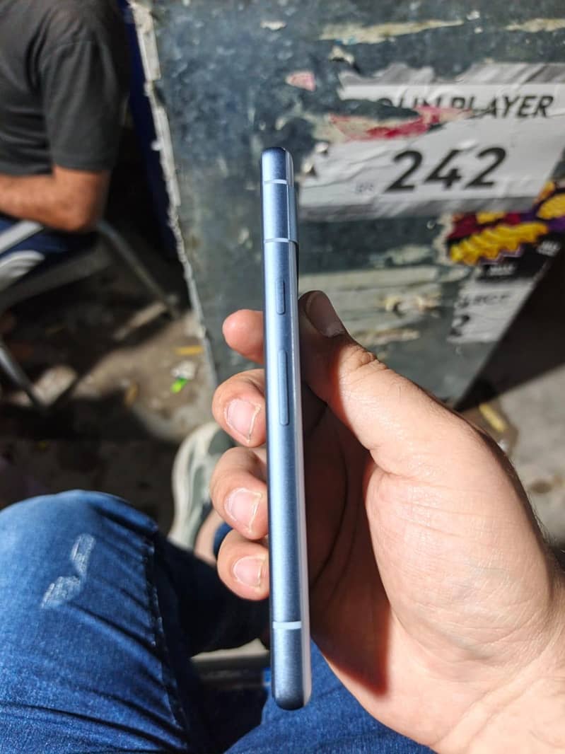 Google Pixel 7a 3