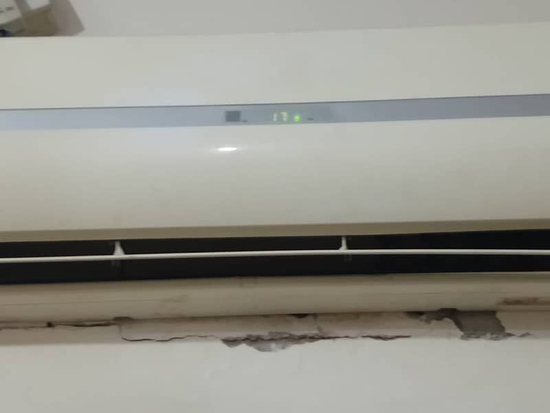 Orient AC 1