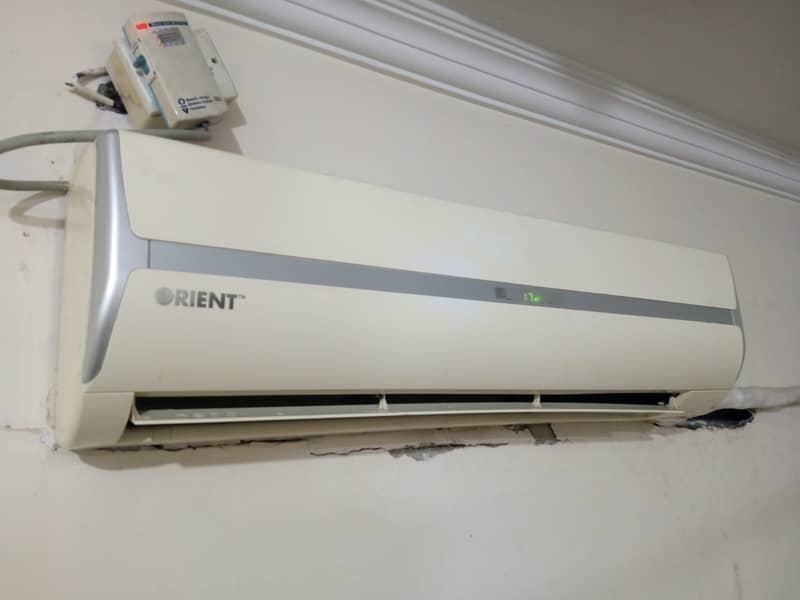 Orient AC 4