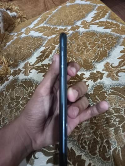 iPhone XR MDM
