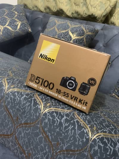 DSLR NIKON BRAND