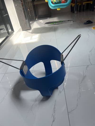 Swing seat with chain