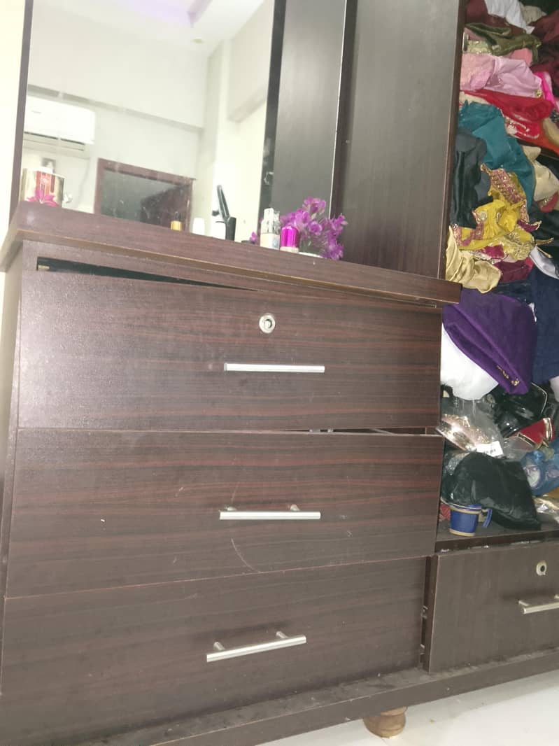 Dressing Table 1