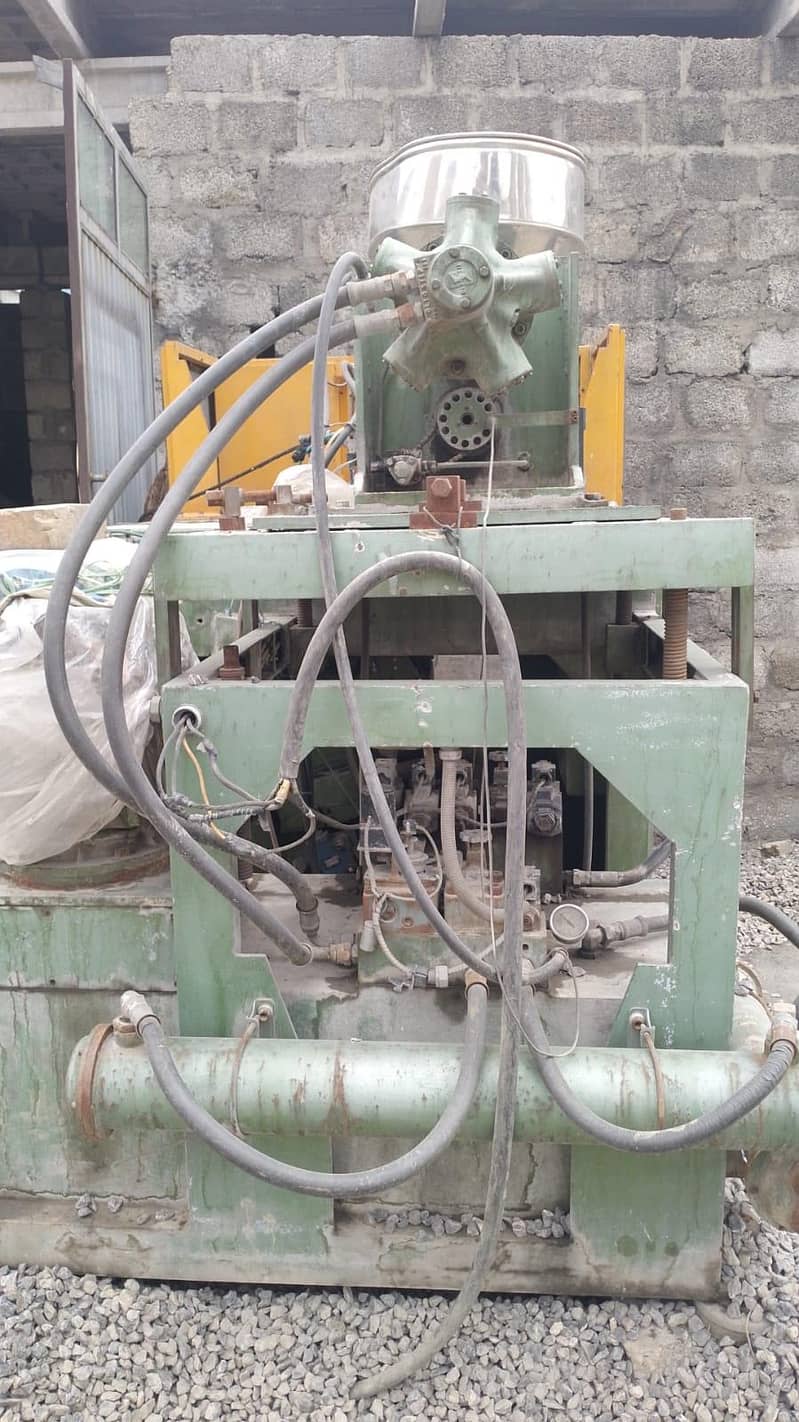 Plastic Bottle Hydrolic Machine 0